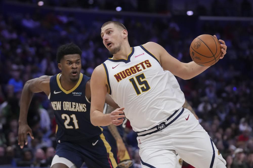 守型中场中 守型中场中